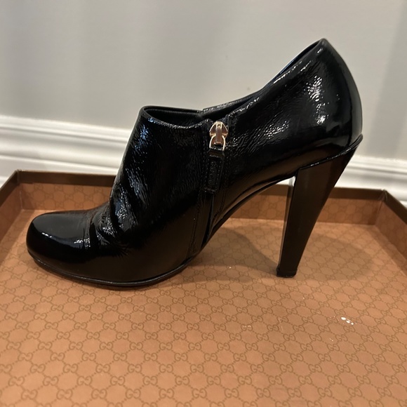 Gucci Black Leather Heels - Picture 3 of 12